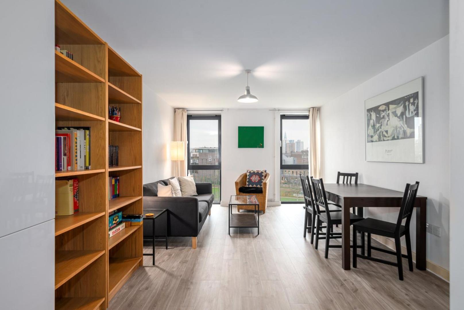 Appartamento Guestready - 1 Bed Apt With City Views, Vauxhall Londra Esterno foto