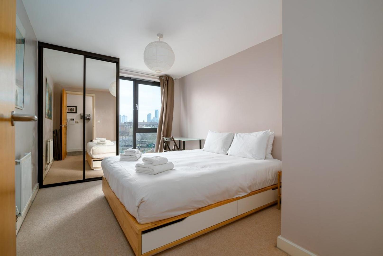 Appartamento Guestready - 1 Bed Apt With City Views, Vauxhall Londra Esterno foto