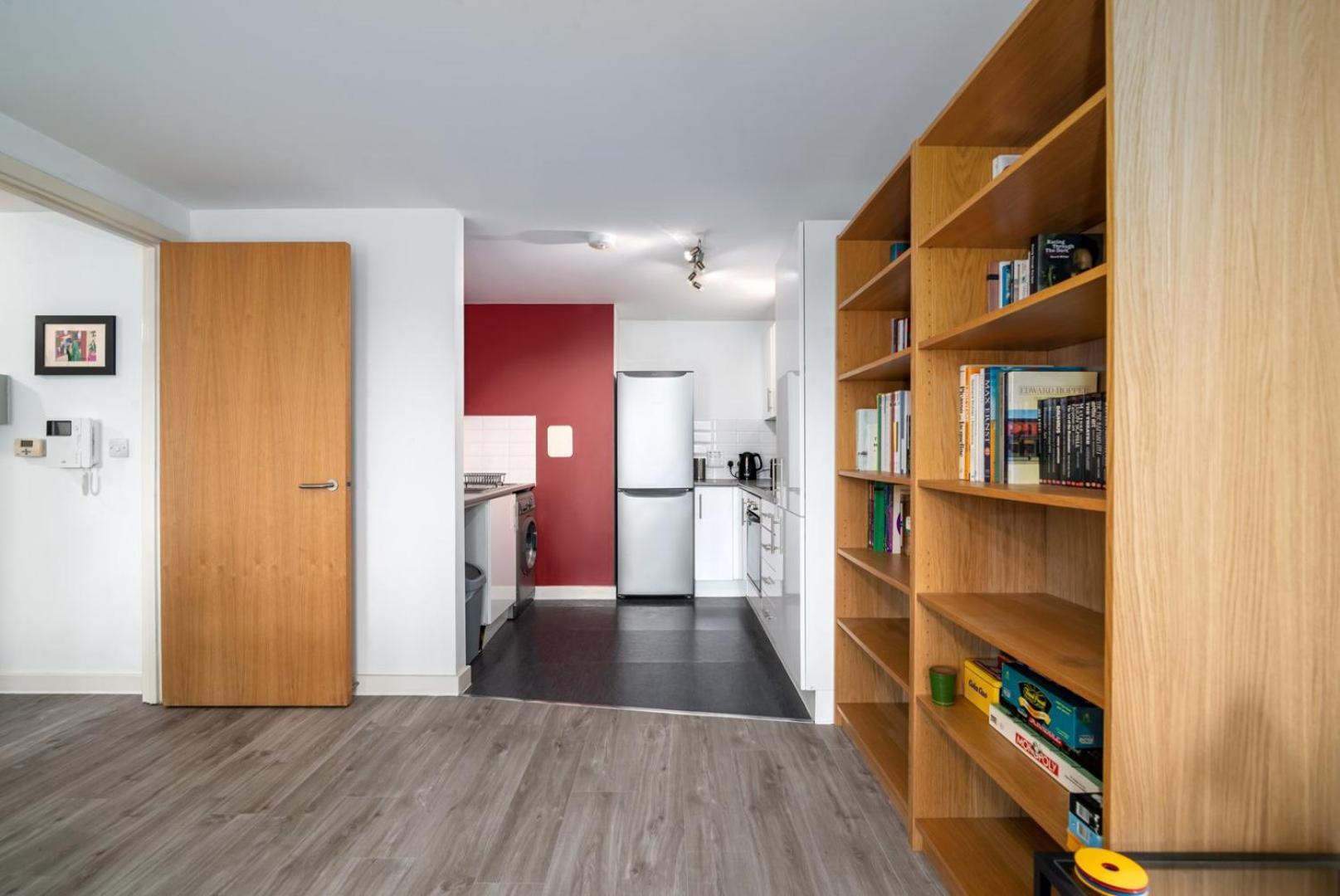 Appartamento Guestready - 1 Bed Apt With City Views, Vauxhall Londra Esterno foto